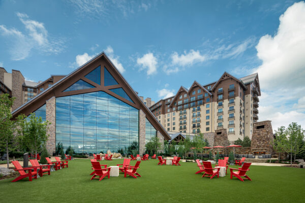 20230605_Gaylord_Rockies_Outdoor_Area_0003_HiRes